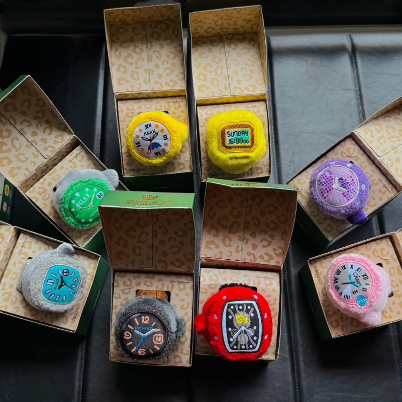 在庫ポップ日曜日ぬいぐるみリラックスウォッチシリーズブライン - Jewelry Watch のレビューと価格